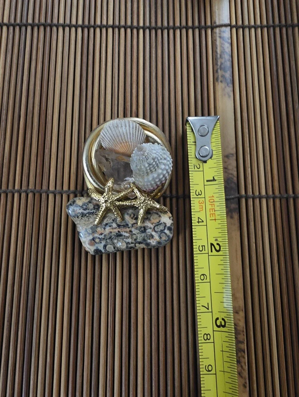 12k Gold Filled Ronci Jasper, Shell Yellow Gold Brooch (Vintage)